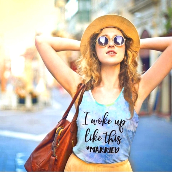 NWOT- I Woke Up Like This #MARRIED Tie Dye Racerback Top, Medium - Picture 3 of 6